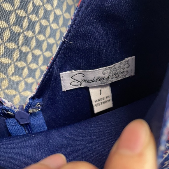 Dress - Picture 4 of 4